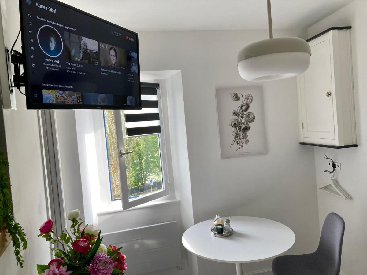 Aux 4 Logis Appart-Hotel - Studio Le Flore - Petit Dejeuner Inclus 1Ere Nuit 푸아 외부 사진